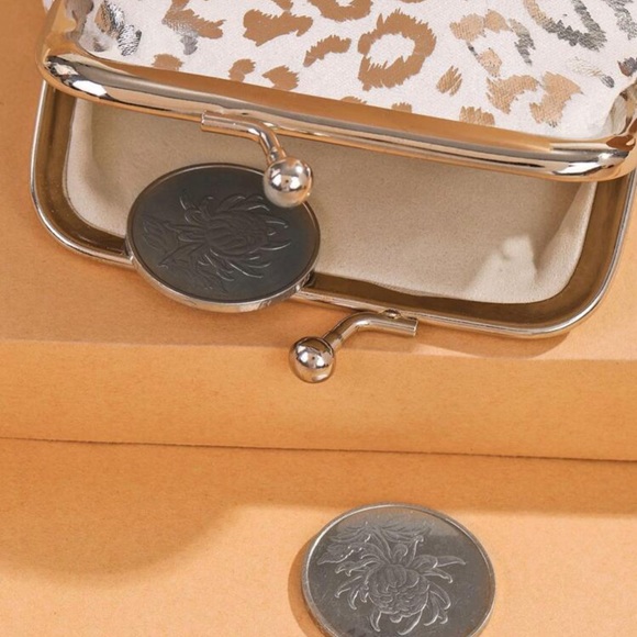 Coin Purse - Picture 3 of 3